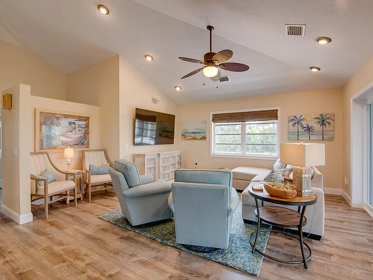 17375 Jamaica Ln — Photo 19