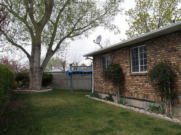 3rd image of 5189 S Danshill Cir