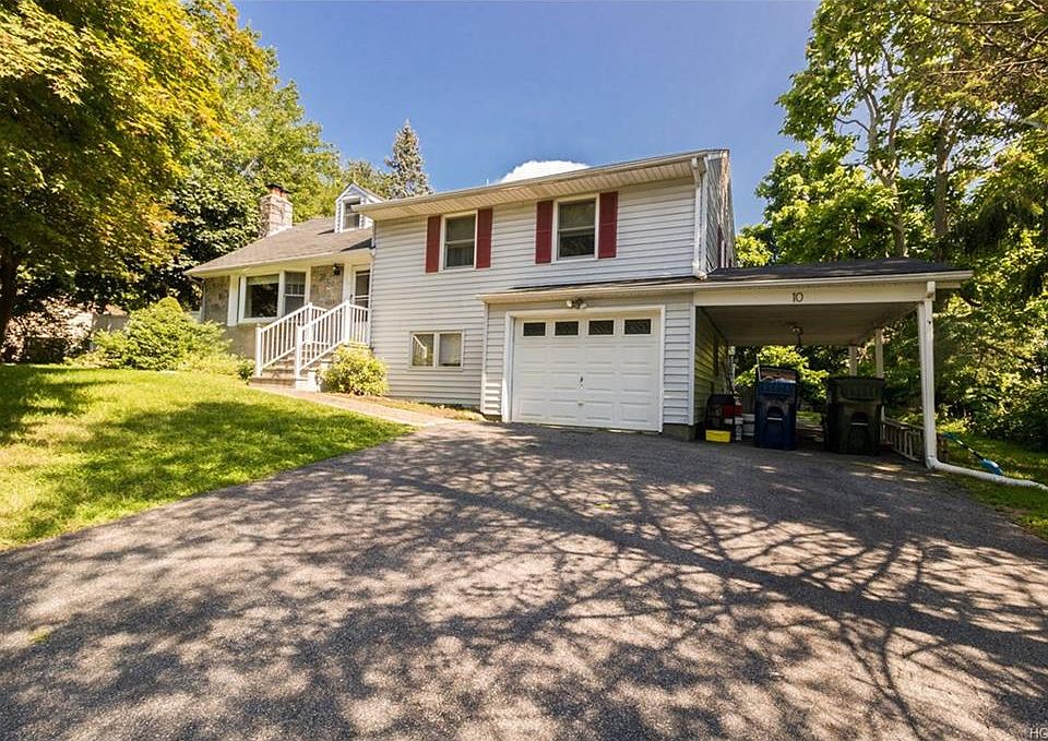 1st image of 10 Lakeview Dr