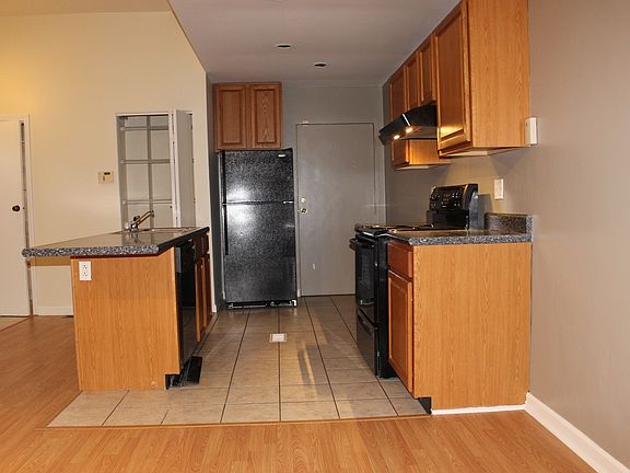 5th image of 500 W North Ave #3
