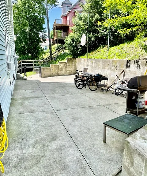 44 Webster St #3 — Photo 12