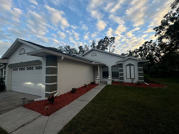 2nd image of 4361 Cloverleaf Pl