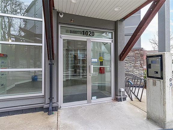 3rd image of 1020 Inverness Rd #302