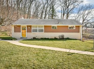 1610 E Hemlock Dr, Allison Park, PA 15101
