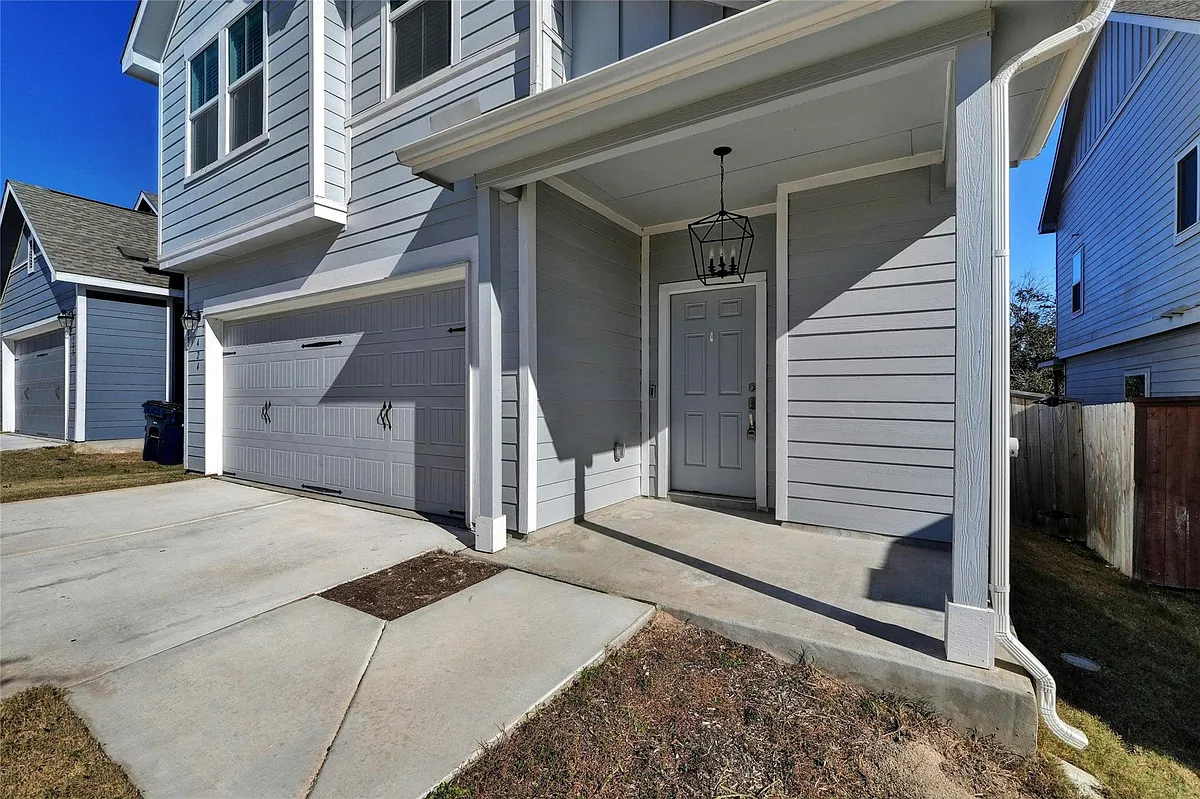Building Photo - 424 Red Buckeye Loop