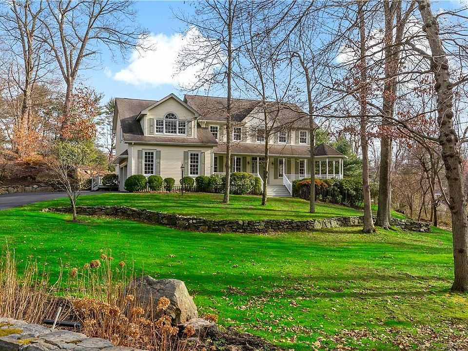 1st image of 320 Birdsall Drive