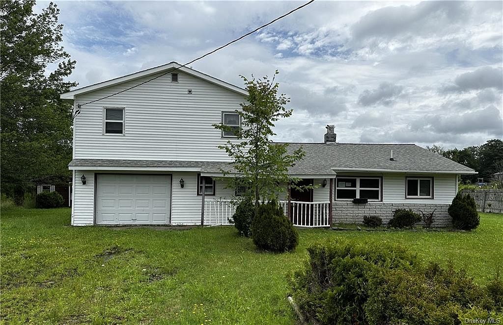 405 Midline Road, Amsterdam, NY 12010 Zillow