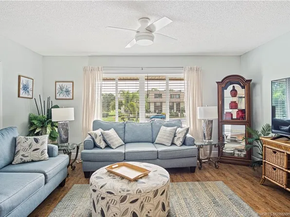 1800 SE Saint Lucie Blvd APT 10-201, Stuart, FL 34996