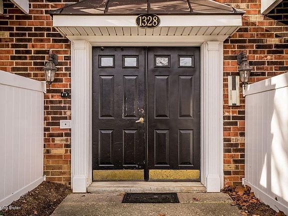 1328 Lynmar Drive Unit 3-02