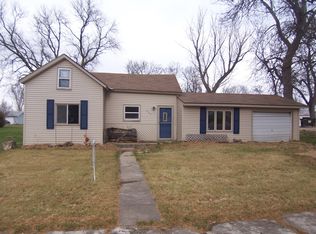 404 S 5th St, Arlington, SD 57212