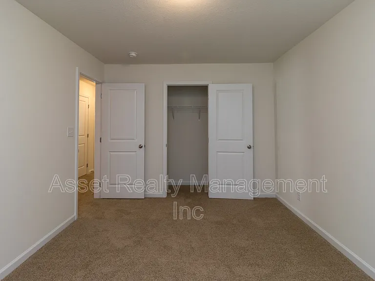 4831 Birchcrest Ln — Photo 25