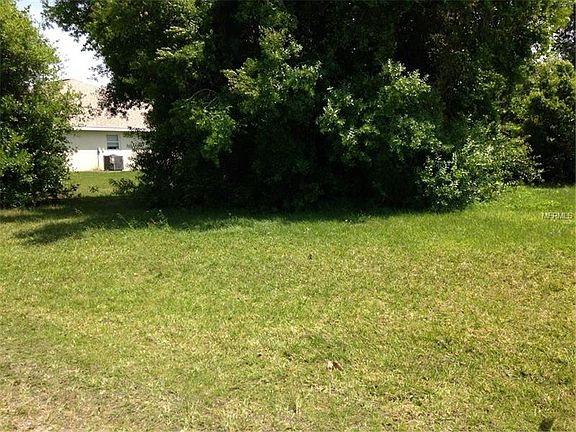 4th image of 25030 Bolivar Dr
