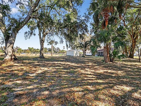 4th image of 34245 Rosa Ln