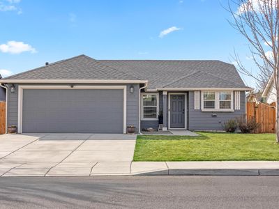 3174 SW Cascade Ave, Redmond, OR, 97756