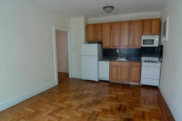 Rented by Citi Habitats | media 9