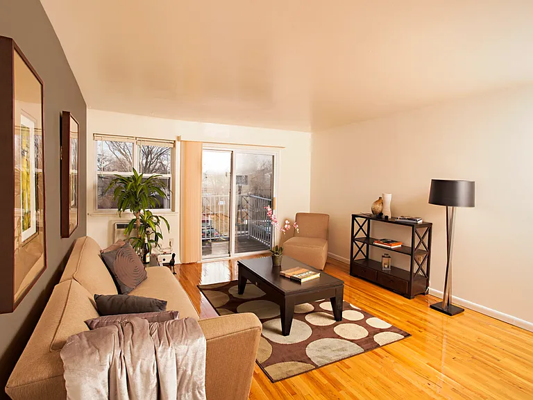 SDK Lodi Apartments — Photo 6