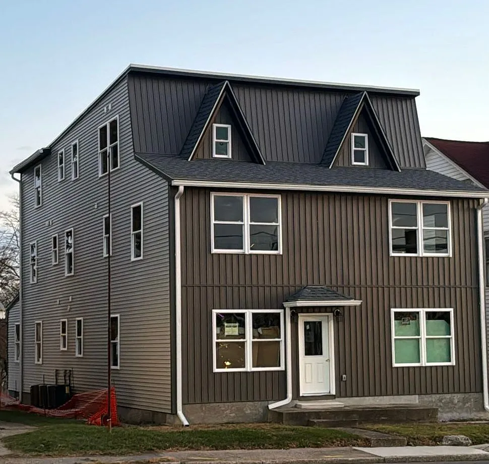 1 bed, 1.0 bath, 645 sqft, $1,350 — Photo 1