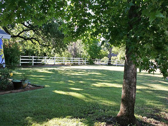 4th image of 21876 Vista Oaks Dr