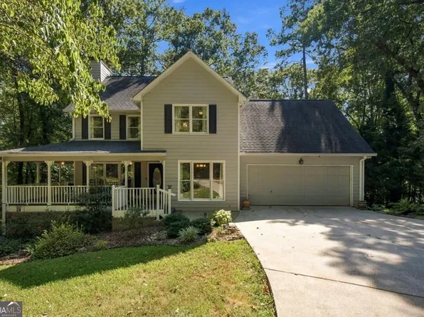 2038 Laurel Cv, Ball Ground, GA 30107