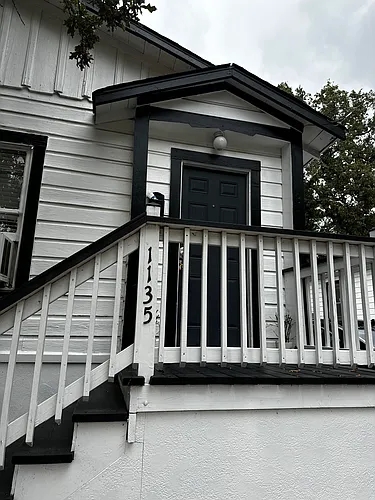 1135 Leona St Photo 1