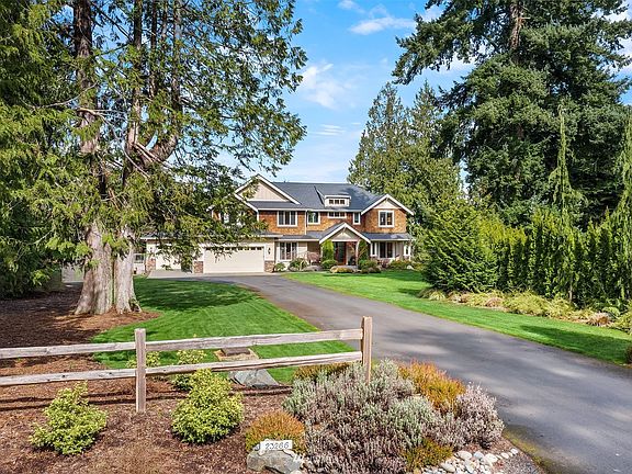A premier setting and a rare opportunity in the highly sought-after Overdale Park community. 