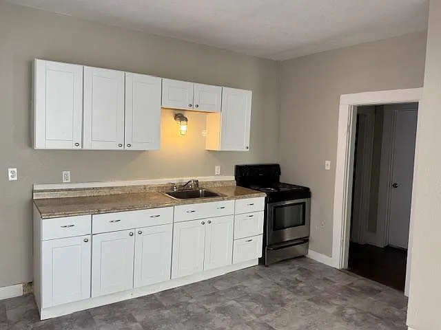 604 N Neal St — Photo 8