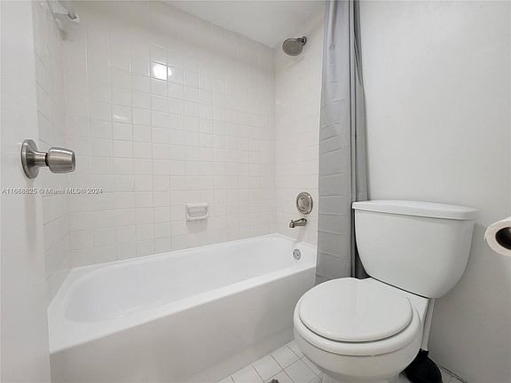 4th image of 2800 SW 87th Ave APT 1103