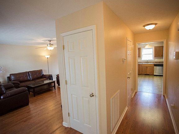 5th image of 1044 Hupps Hill Ln