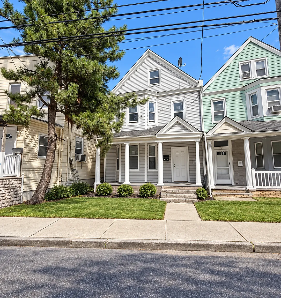 3 bed, 1600 sqft, $3,550 — Photo 1