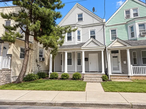 855 Van Duzer St Unit 1, Staten Island, NY 10304