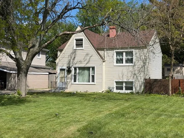 27W088 Evelyn Ave, Winfield, IL 60190