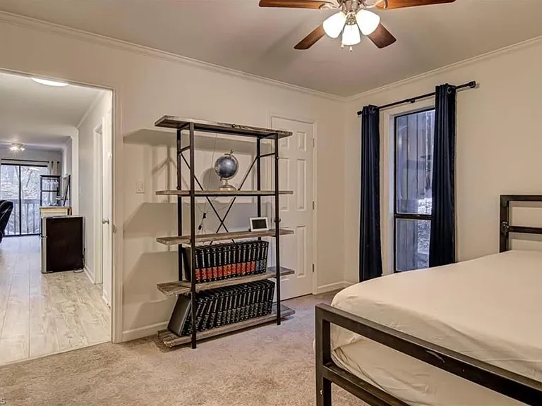 137 Cedar Lake Trl — Photo 5