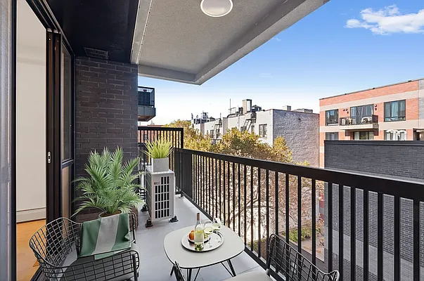 Rented by Living New York | media 12