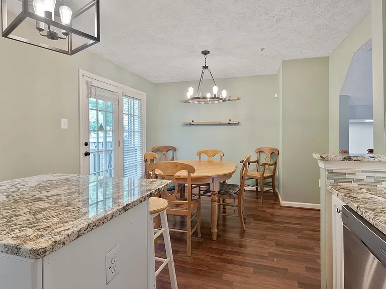 114 Paden Ct — Photo 5