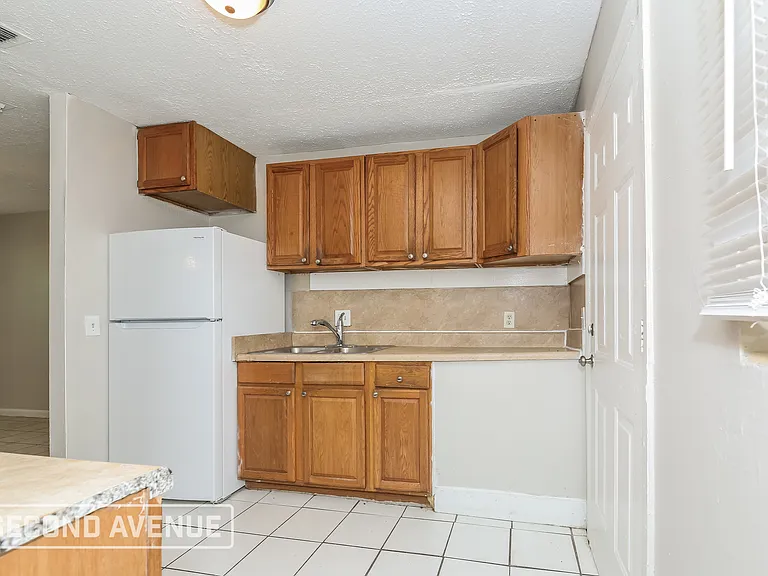 4157 McMillan Cir — Photo 4