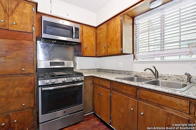 1st image of 223 Carle Ave