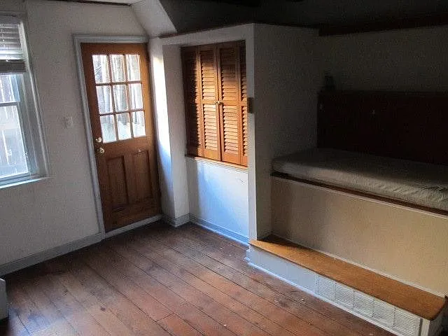 525 S Leithgow St #ROW HOUSE — Photo 2
