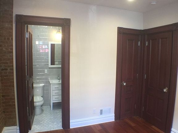 4th image of 246 W 121st St #2