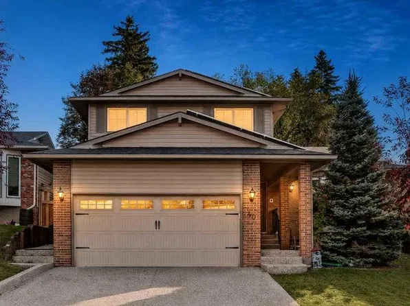 40 W Silver Ridge Ct NW, Calgary, AB T3B 4V5