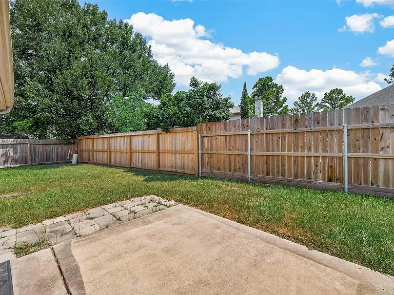 22619 Old Church Ln — Photo 37
