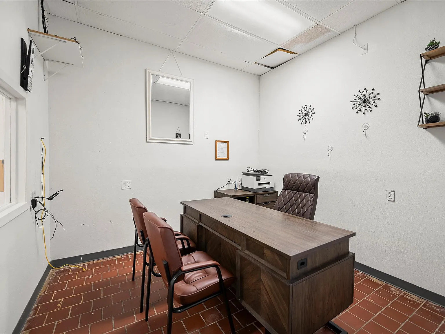 1 bed, 1.5 bath, 2500 sqft, $2,100 — Photo 3