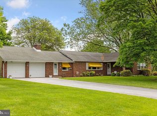 6 Camiel Ln, Phoenixville, PA 19460