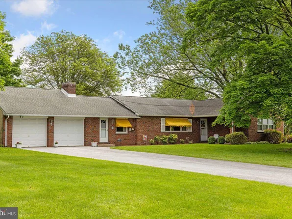 6 Camiel Ln, Phoenixville, PA 19460