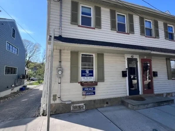 43 Ferry St, Lambertville City, NJ 08530