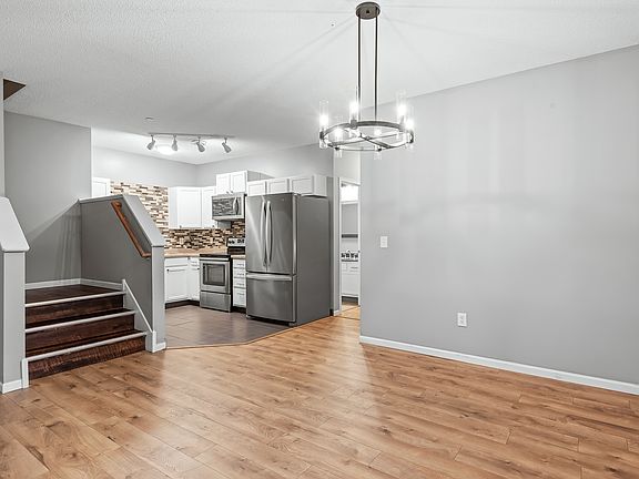 4th image of 59 Lowry Ave NE APT 100