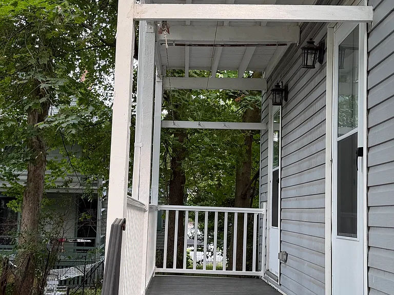 8 Cenacle Rd — Photo 11