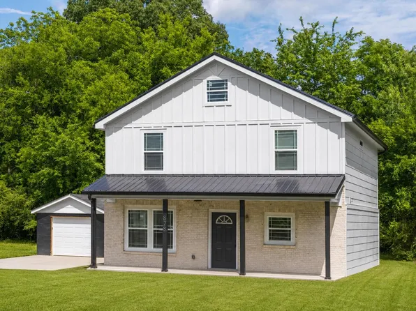 828 Henderson Ave, Rossville, GA 30741