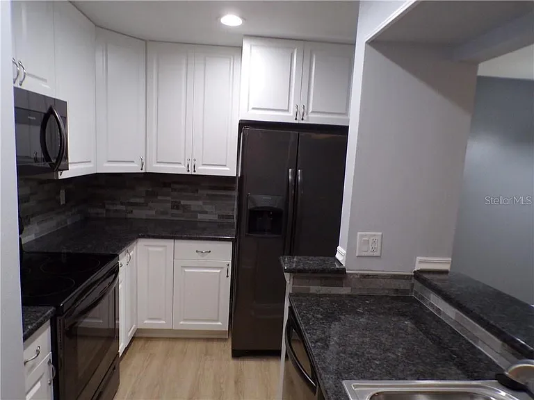 110 Cypress Woods Ct #2B — Photo 10