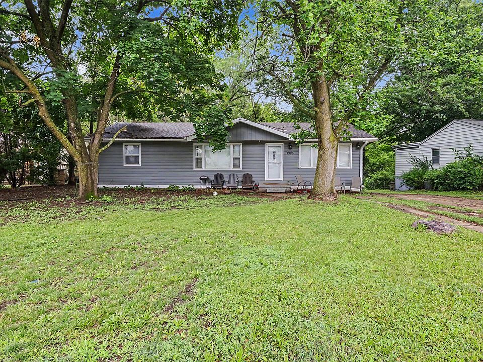 1st image of 7906 SW 11th St