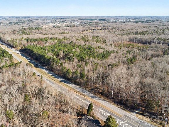 5th image of 6231 Witherspoon Trl